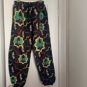 NWOT Graphics Active Sweatpants